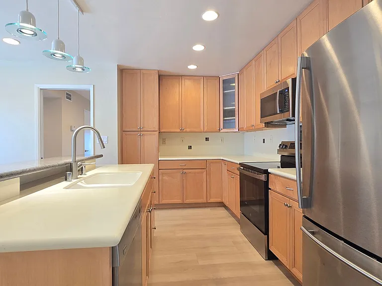 1315 Shoal Dr — Photo 2