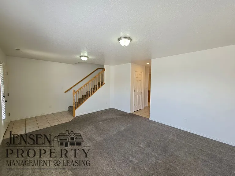 3155 S Hidden Valley Dr #105 — Photo 7
