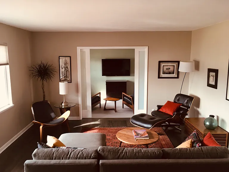 808 E Lake St — Photo 11
