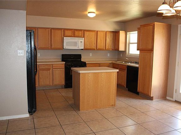 5th image of 10801 Walden Pond St