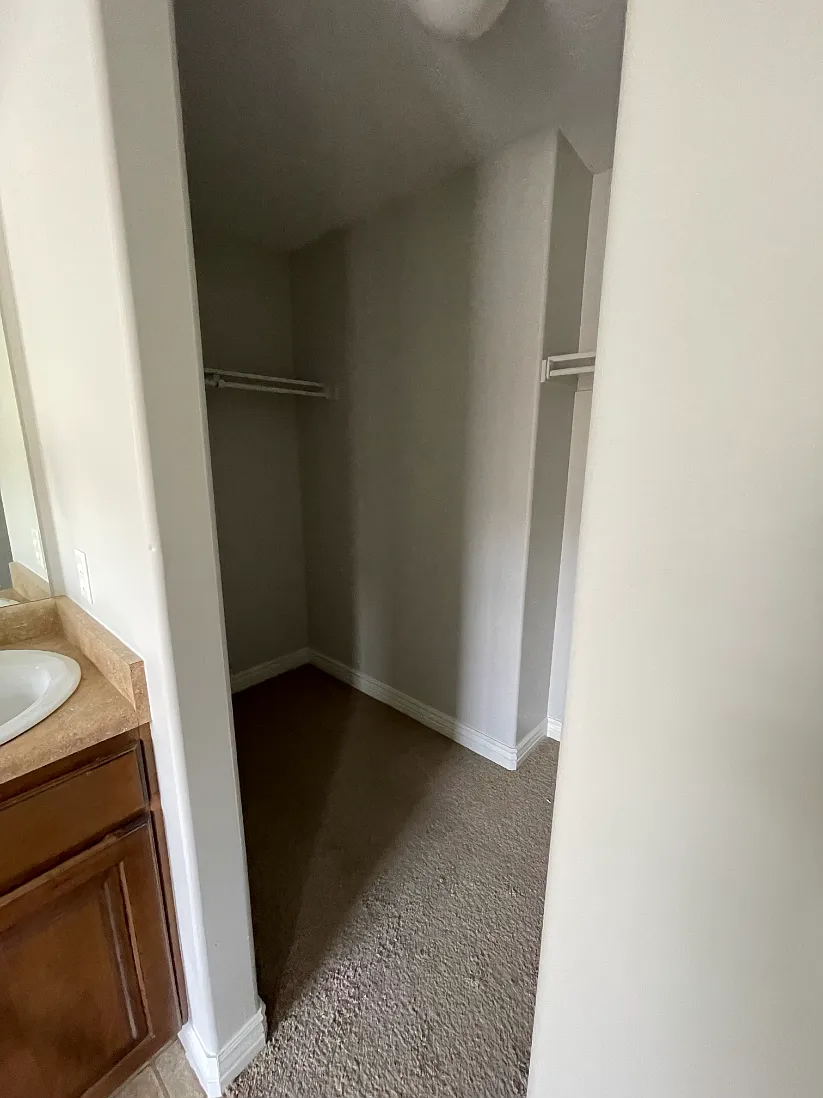 3 bed, 3.5 bath, $2,199 — Photo 3