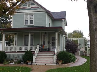 210 N 3rd Ave, Morton, IL