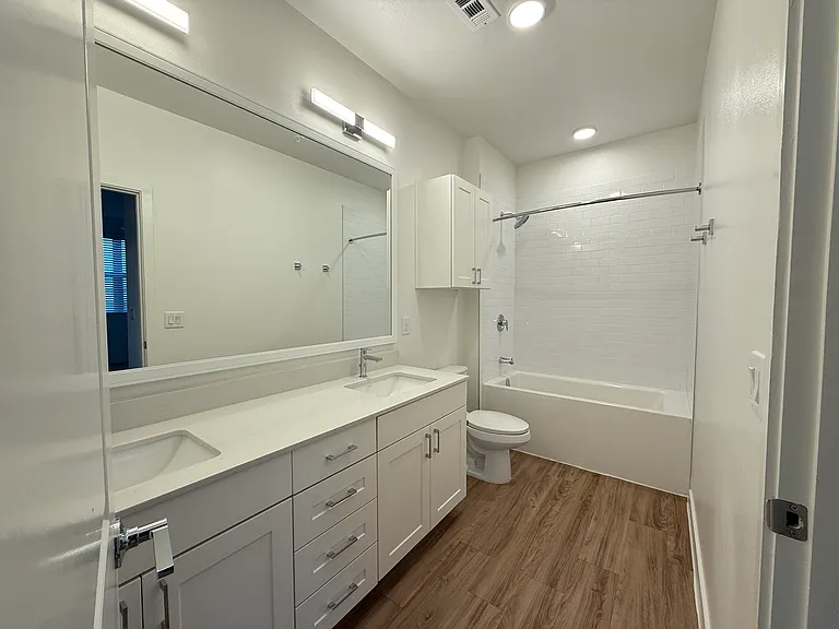 Cordelia Ct — Photo 10