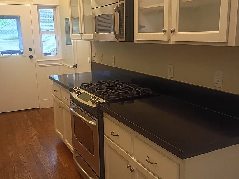 1706 G St #4 — Photo 8