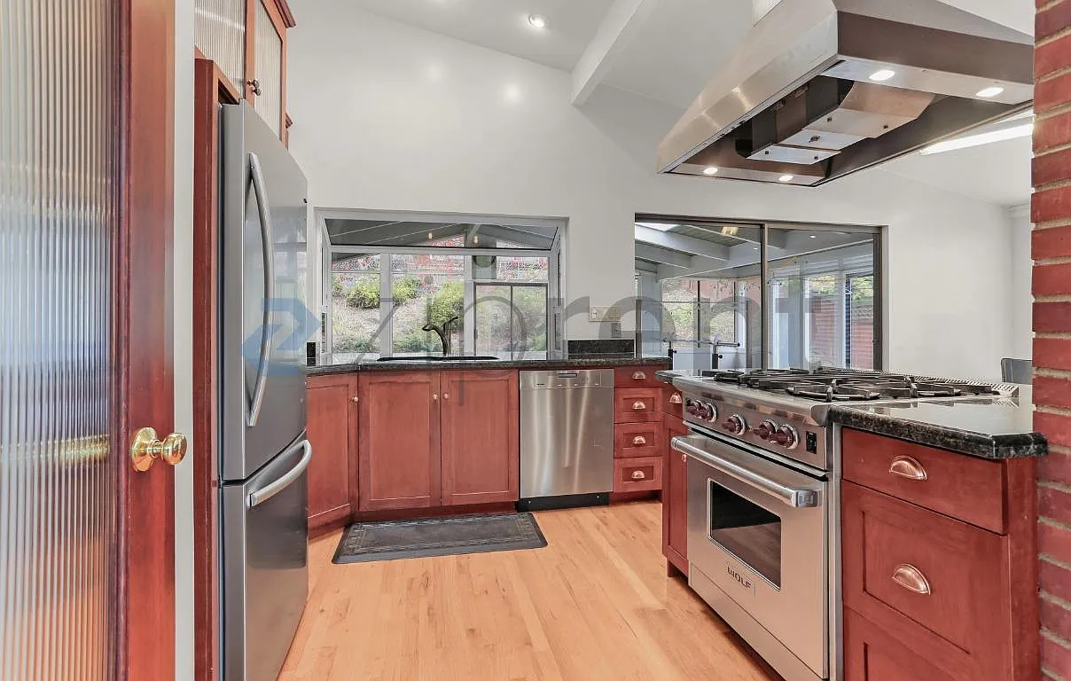 4 bed, 1.5 bath, 2145 sqft, $3,980 — Photo 4