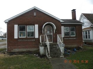 112 W 5th St, Tilton, IL 61833