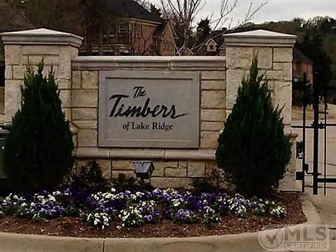 1st image of 2402 Creekwood Dr