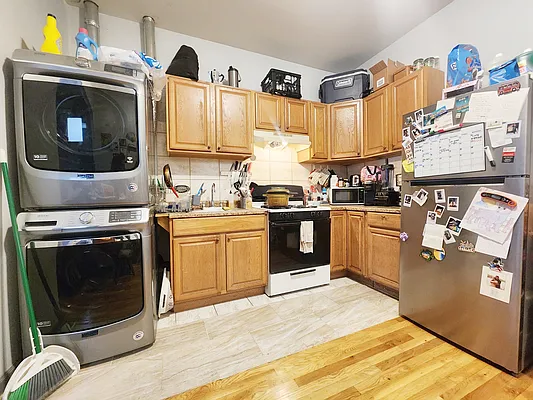 Rented by RELEASE NY | media 19