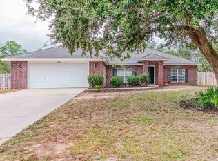 6464 Bay Oaks Dr, Milton, FL 32583