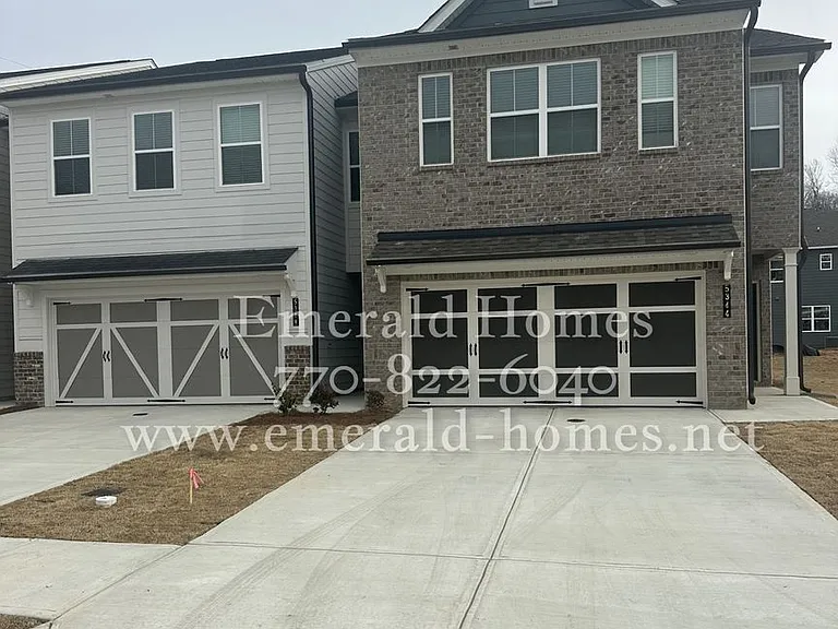 5344 Melbourne Ln — Photo 1