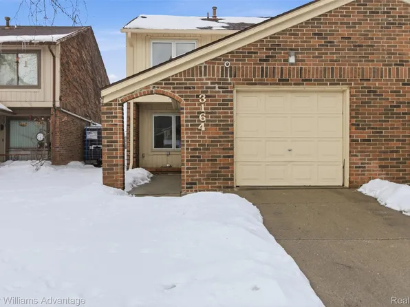 3164 Woods Cir, Detroit, MI 48207