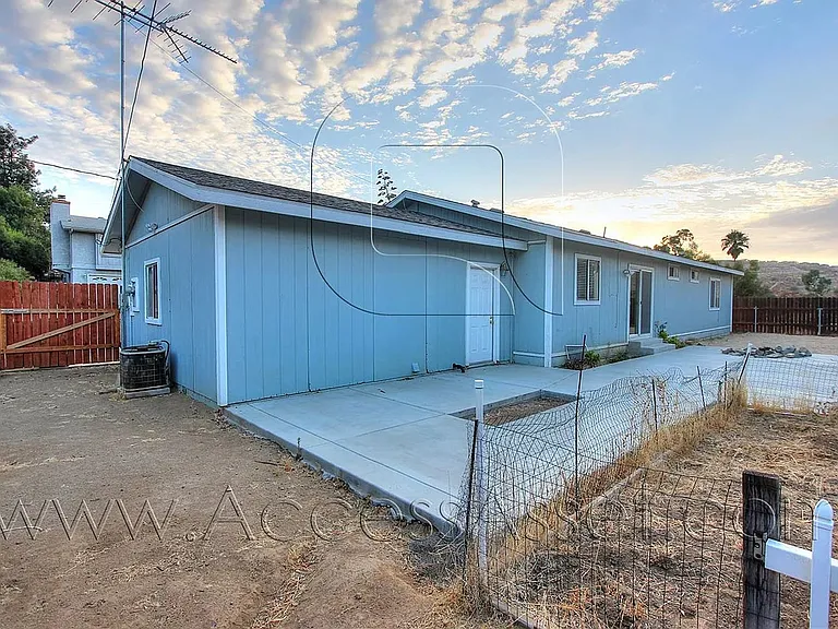 16364 Stevens Ave — Photo 17