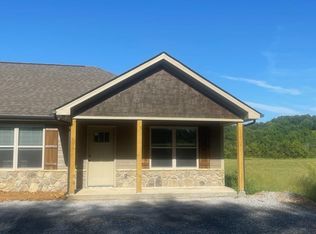 3879 Holders Grove Rd, Cosby, TN 37722