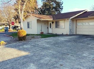 648 SW Sunwood Way, Grants Pass, OR 97526