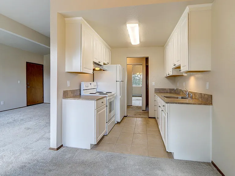 1706 NW 59th St #202 — Photo 16