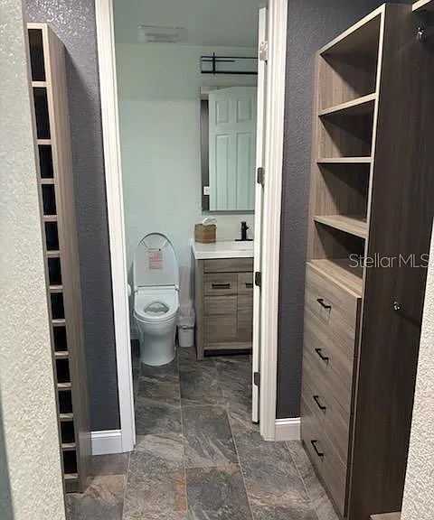 525 Lexington St — Photo 18