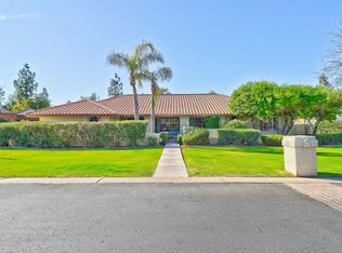 36 N La Arboleta Dr, Gilbert, AZ 85234