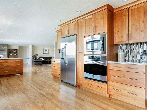 4th image of 7812 W Thunder Mountain Dr