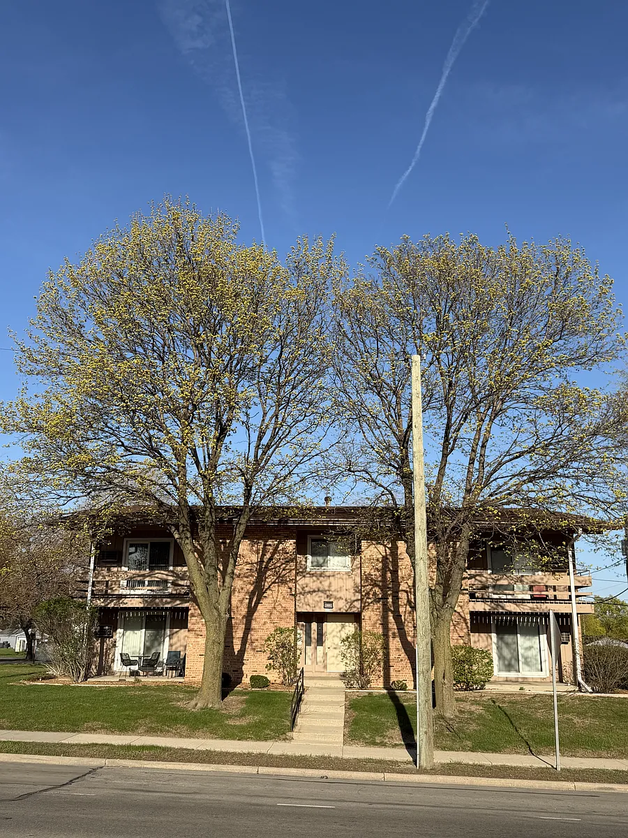 Building Photo - 5530 N 76th St