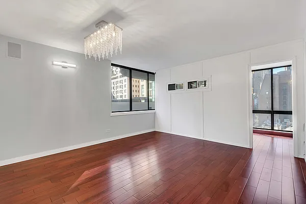 Rented by Compass | media 39