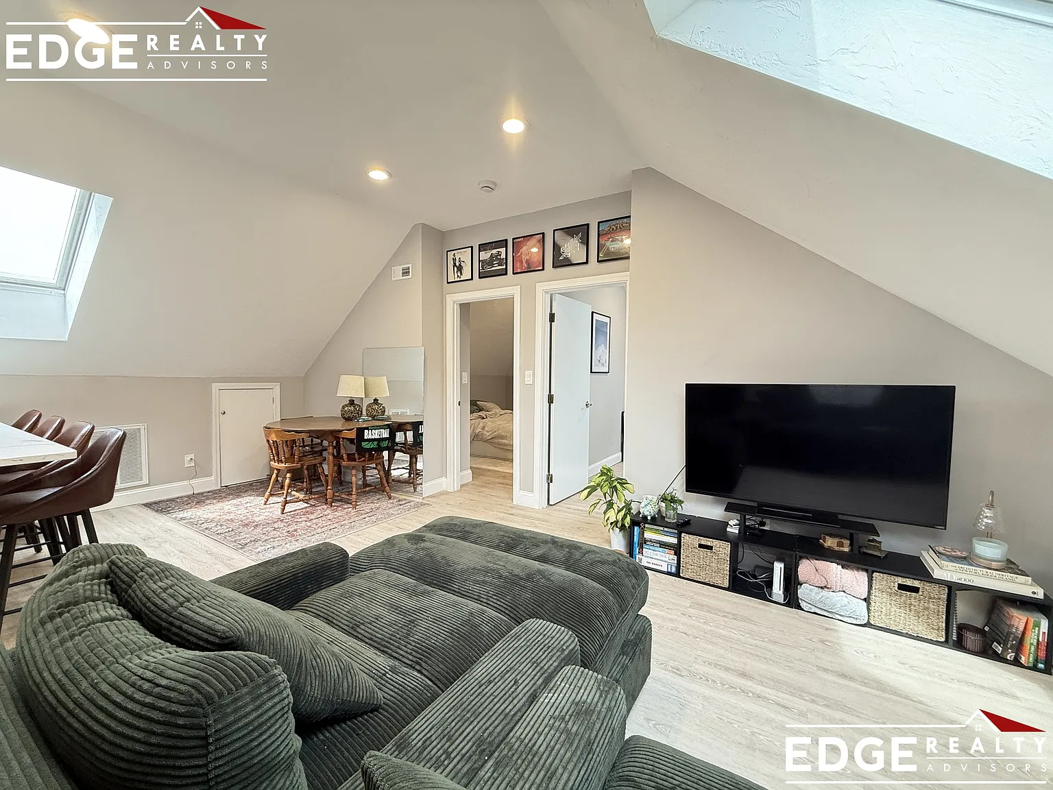 2 bed, 750 sqft, $3,000 — Photo 3