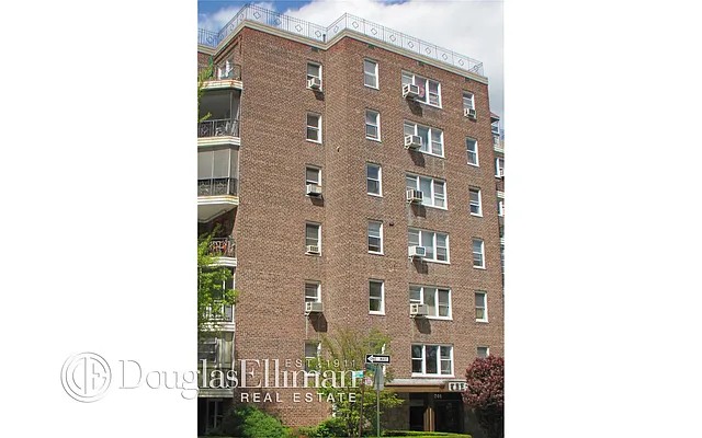 Sold by Douglas Elliman | media 41