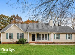 9029 Jefferson Woods Dr, Rural Hall, NC 27045