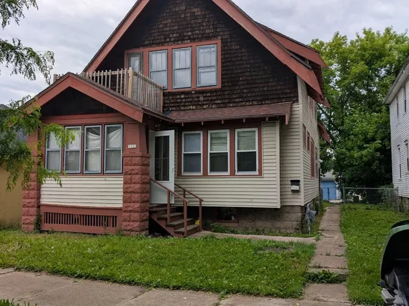 1920 West Vienna AVENUE, Milwaukee, WI 53206