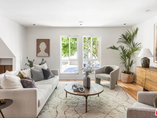 2848 Avenel St #2, Los Angeles, CA 90039