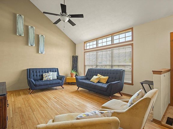 4th image of 3835 Linden Rd
