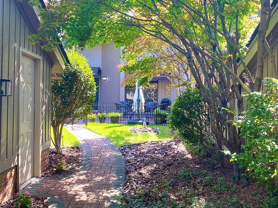 1st image of 5362 Sandtrap Ln