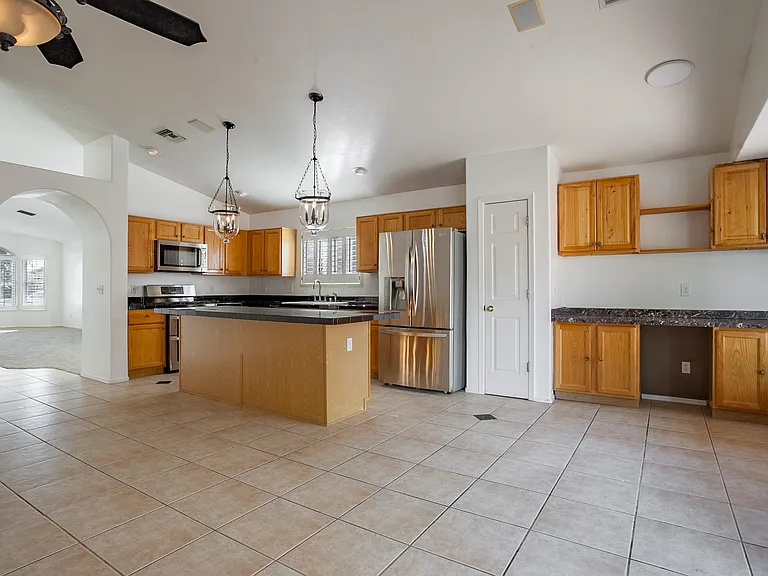 685 W Placita Vega Vis — Photo 7