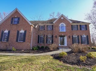 2 Knollwood Rd, Ringoes, NJ 08551