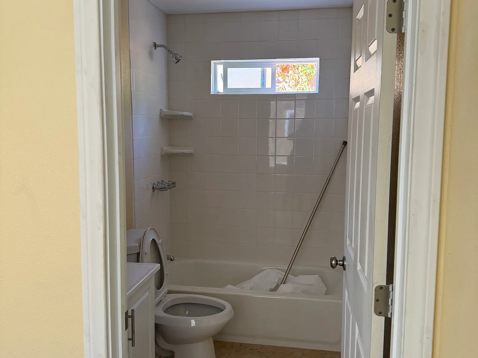 2 bed, 800 sqft, $1,975 — Photo 4