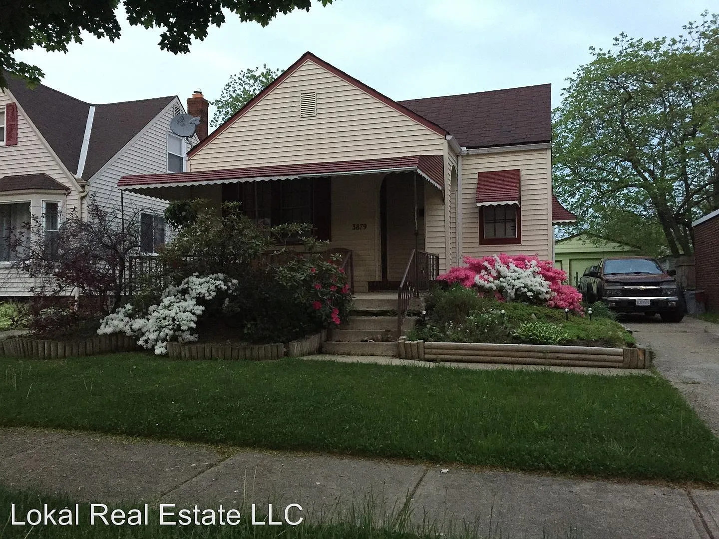 3879 W 132nd St photo 1