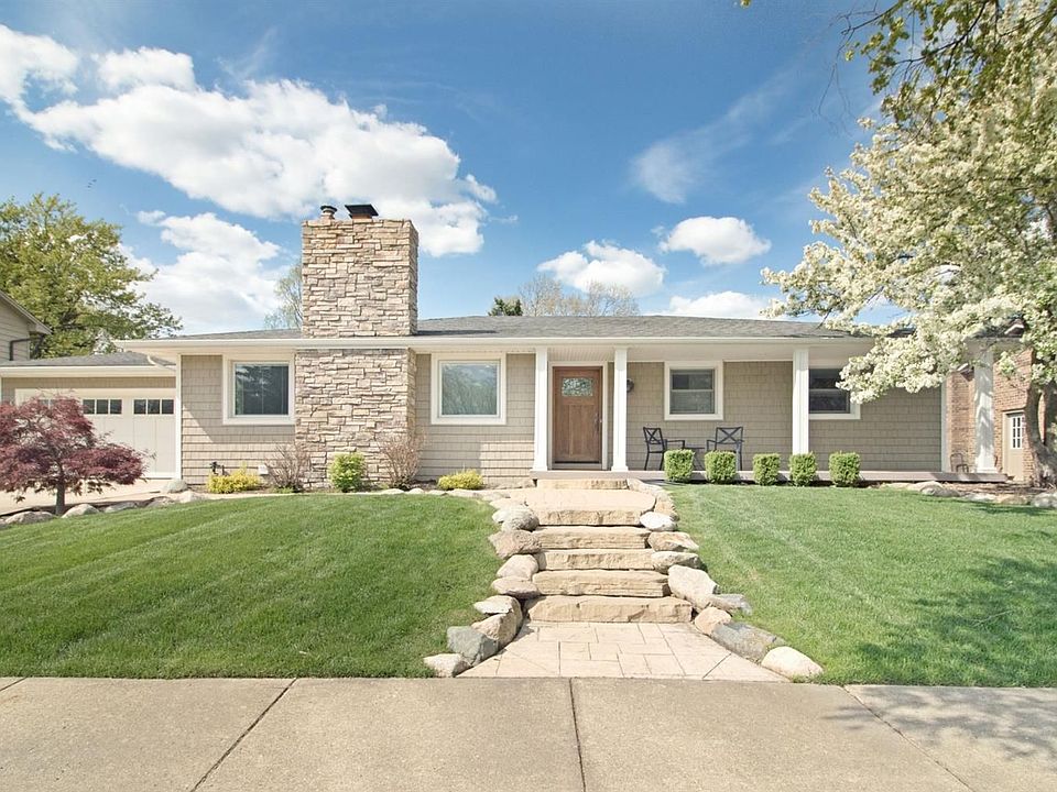 1st image of 2344 Delaware Dr