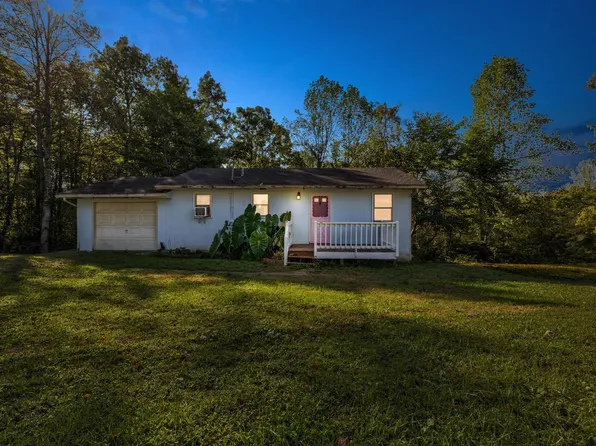 419 Corner Ridge Rd, Frenchburg, KY 40322