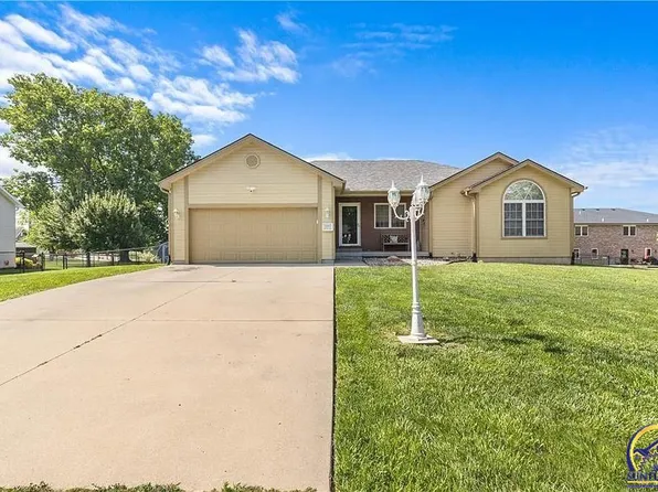 3207 SE Pisces Ave, Topeka, KS 66605