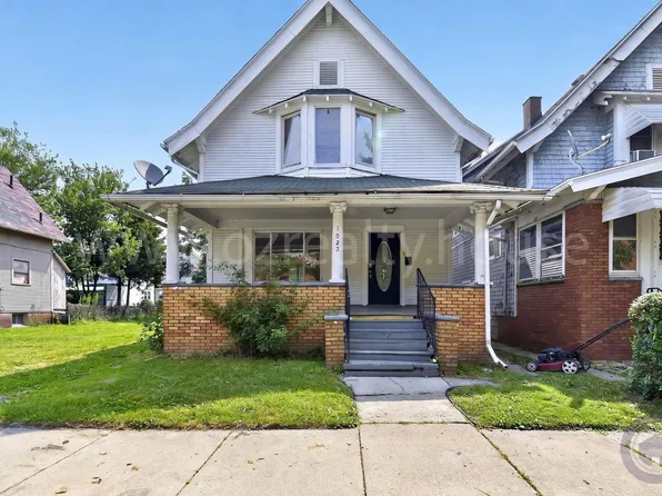 1023 Shadowlawn Dr, Toledo, OH 43609