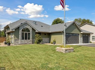 5873 Bayberry Dr, White Bear Township, MN 55110