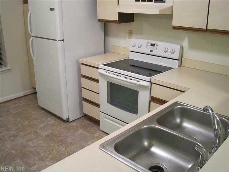 1st image of 1488 Willow Pointe Ct