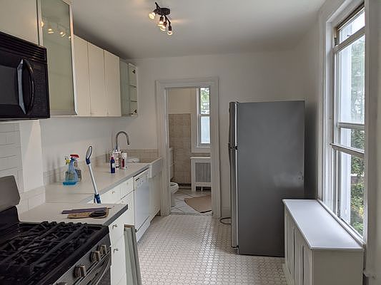 1st image of 5031 38th St APT 2