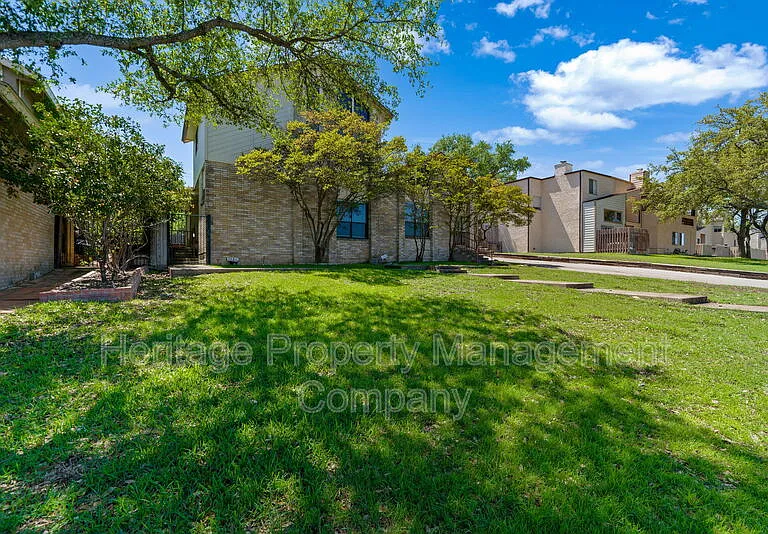 1932 Broken Oak St — Photo 1