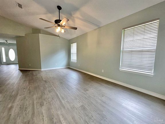 4th image of 2521 Portobella Pl