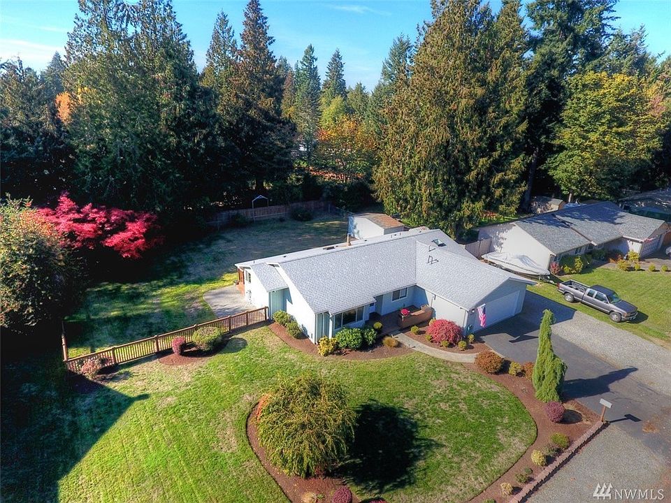 1st image of 5933 Winnwood Dr SE