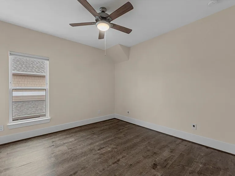 55 Red Harper Dr — Photo 18