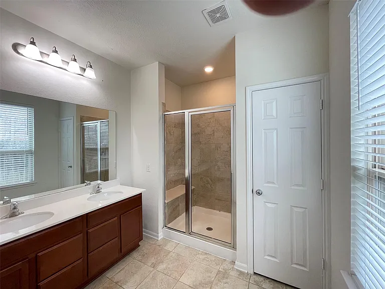 28519 Willow Orchard Ln — Photo 19