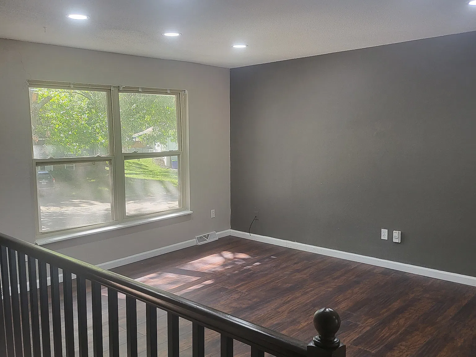1210 SE 3rd Ter — Photo 3