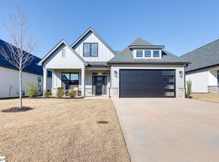 10 Ridan Rd, Mauldin, SC 29662