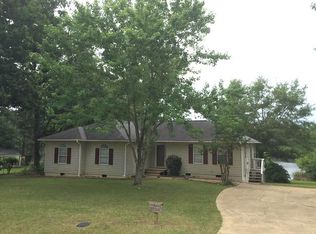 132 Longwood Dr, Thomasville, GA 31757